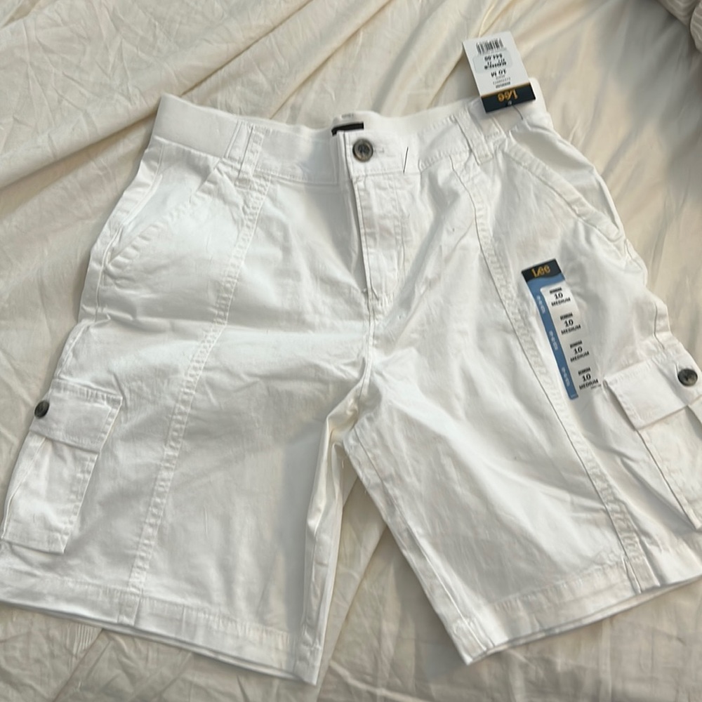Lee Bermuda shorts brand new 10 Medium